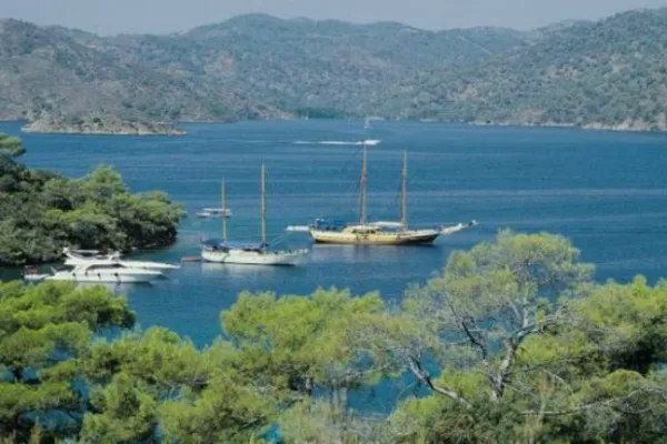 FULL DAY : TWELVE ISLAND CRUISE (Seat on Boat)