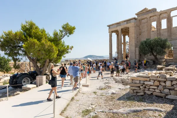 Athens Private Tour: Parthenon & Acropolis Museum Half Day City Tour