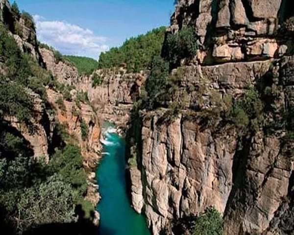 Full Day: Antalya Tazı Canyon by Jeep Safari & Rafting Combo Group Tour