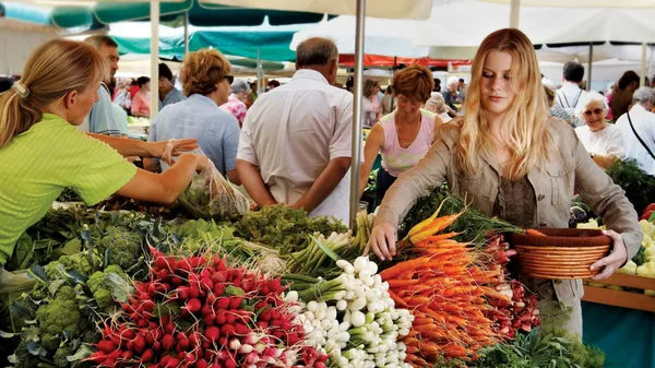 Full Day: Kayakoy Ghost Town and Fethiye Bazaar (Seat On Coach)