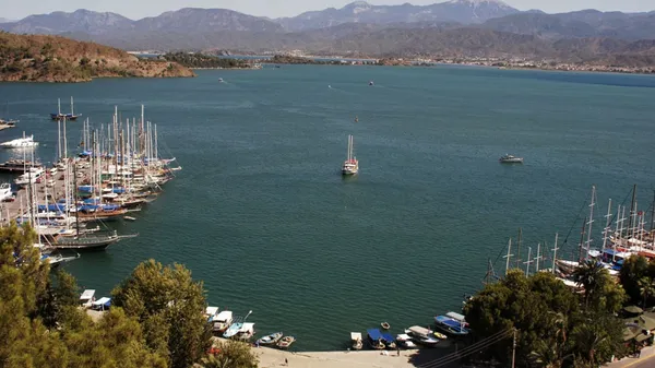 Full Day: Kayakoy Ghost Town and Fethiye Bazaar (Seat On Coach)