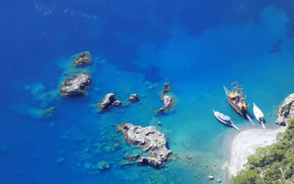 Full Day: Oludeniz Boat Trip to Butterfly Valley and St Nicholas Island (Seat On Boat)