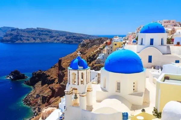 Full Day: Santorini Traditional Bus Day Tour (Seat On Coach)