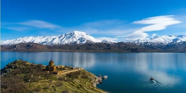 14 Days Eastern Explorer Tour (Istanbul, Trabzon, Artvin, Erzurum, Kars, Van, Batman, Mardin, Diyarbakir,Sanliurfa, Gaziantep) (Seat In Coach)